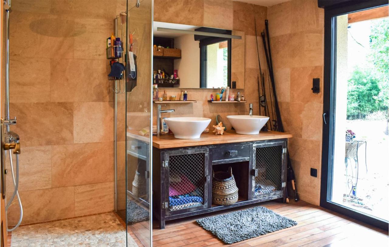 Beautiful Home In Pradines With Kitchen Esterno foto